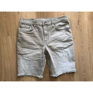 Like new Good Fellow 32 shorts